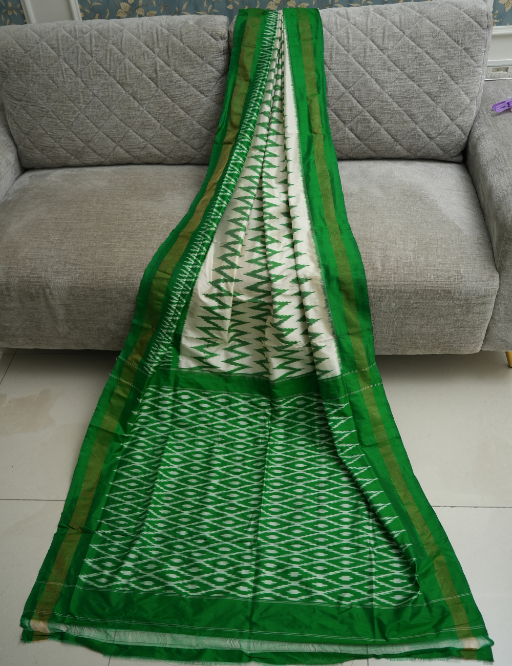 Emerald Maze - Emrald Green & White - Pochampally Silk
