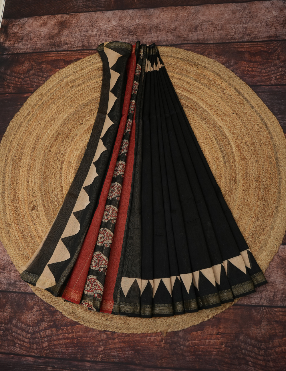 Black Mosaic - Elegant Black - Maheshwari Silk Cotton Saree